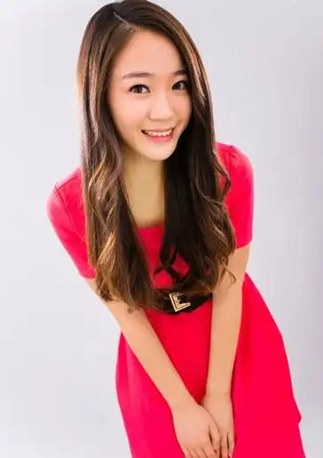 暖春小花齐如意进军歌坛为电影演唱主题曲