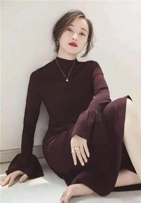 "风韵犹存"的吴越,为何50岁还不结婚不生孩子?