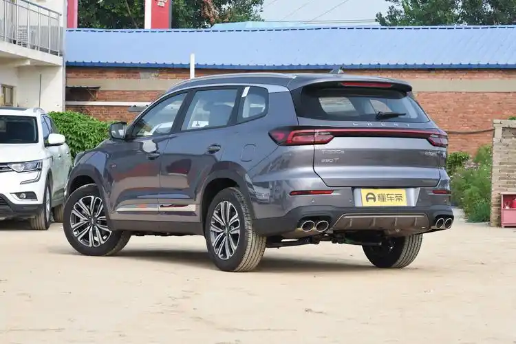 售15.99万元起,搭载1.5t发动机,2022款奇瑞瑞虎8新动版上市_太平洋号