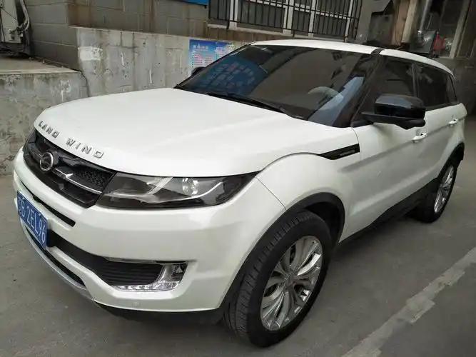 陆风x7劲越-我对陆风x7用车一点感受: #外观好看:2016年星海会展买车