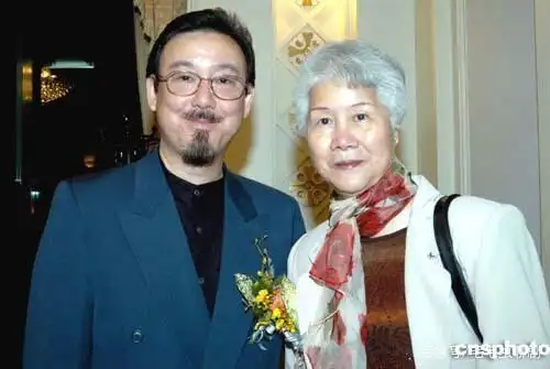 李小龙的弟弟李振辉和姐姐李秋源