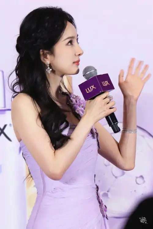 杨幂##杨幂绿苑十八岁成人礼