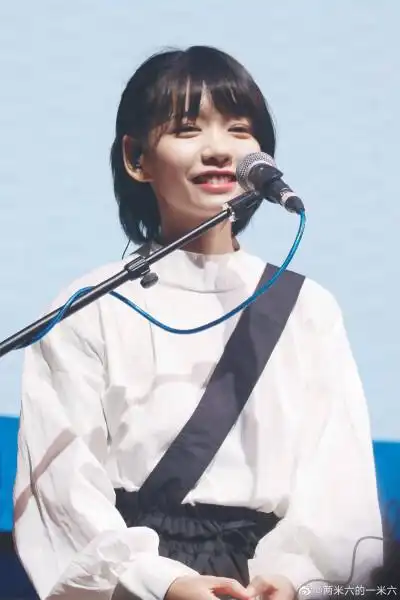 房东的猫专辑封面