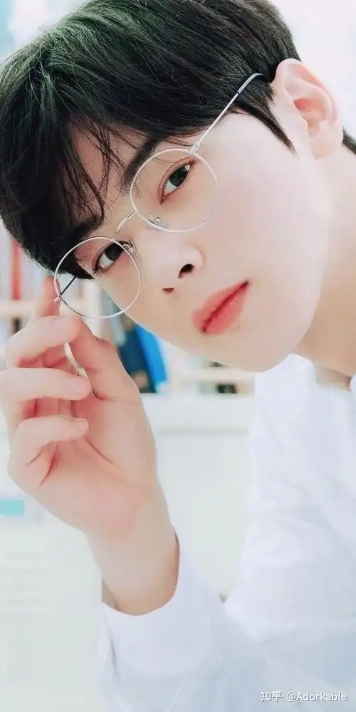 有没有很有少年气的男孩子的壁纸?