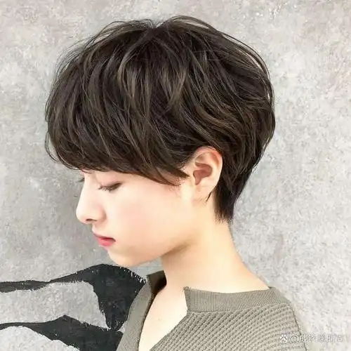 适合瓜子脸女生的短发发型有哪些?这8款短发,一款比一款好看