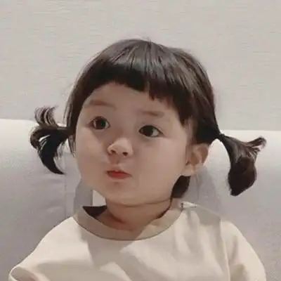 肚子还小还可以吃可爱小女孩头像