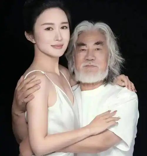 杜星霖:我这辈子最正确的决定,就是与富豪老公离婚,嫁给张纪中_黄泰元