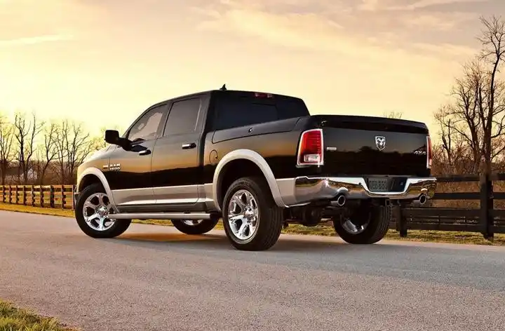 华博品味 世界名车 豪华轿车 具有越野功能的配置包括电子锁定后