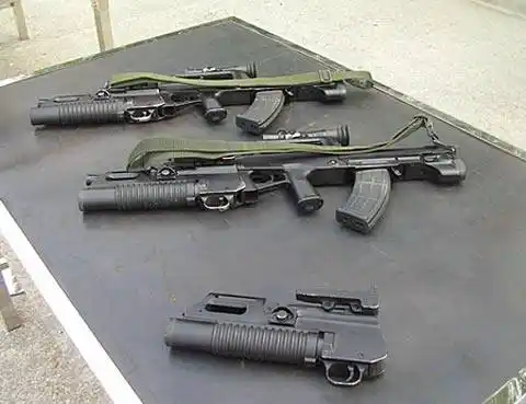 95式枪族可下挂榴弹发射器