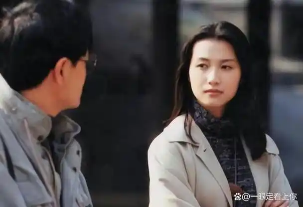 徐静蕾:19岁起没断过男朋友,49岁还未婚,是对父亲的"报复"