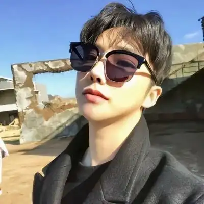 7878戴眼镜系男生头像7878