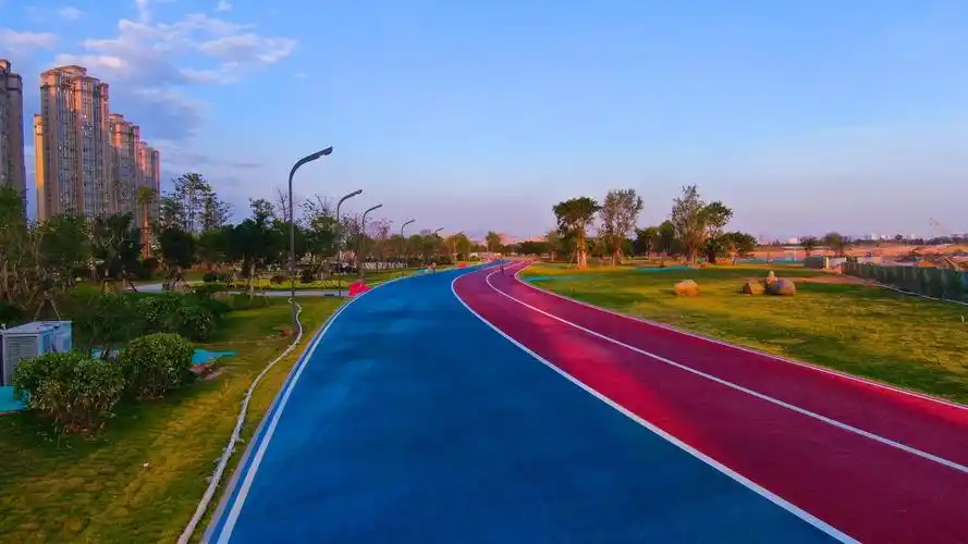 在厦门这地方又多了一条马拉松彩虹跑道,你会选择居住在这吗_高清图集