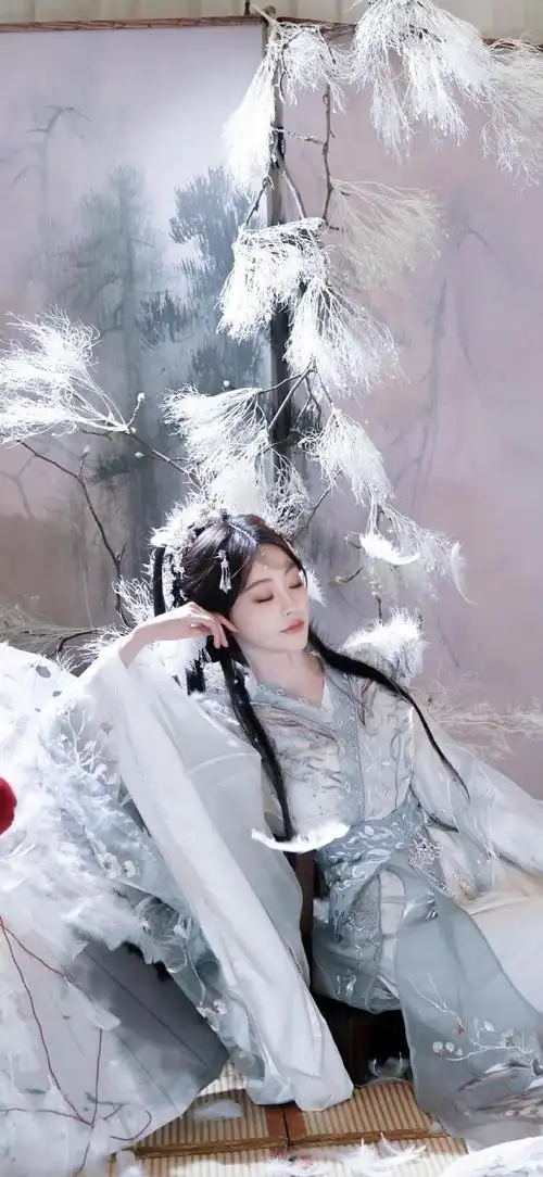 祝绪丹壁纸古装造型好惊艳