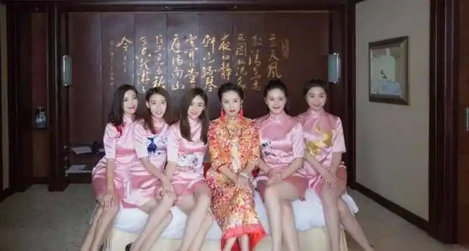 豪门,被有钱公子苦恋多年,嫁豪门成阔太还被老公宠_吕一_钱泳辰_演技