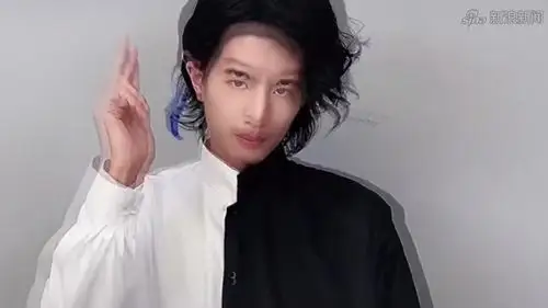 铠甲勇士集体手势舞你都看过了嘛?混进去一只母铠甲!