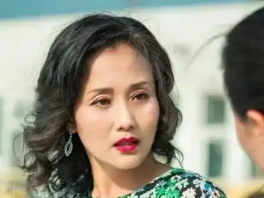 演"富婆"的5位女星,个个都是天生有钱脸,演不了穷人