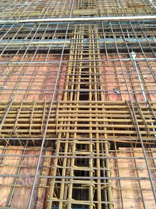 2,地下室西面梁钢筋绑扎