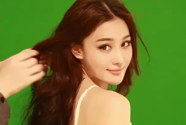 离开李晨10年,张馨予幸福美满:结婚后,又把一手烂牌打成了王炸