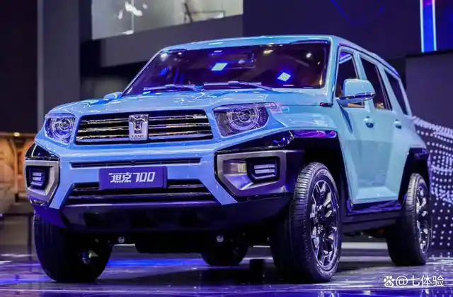 上市在即,长城坦克700开启路试,40万起售,机甲风格考验审美