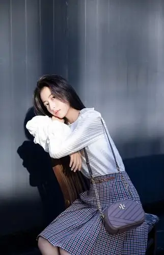 周雨彤清新迷人秋日写真图片35