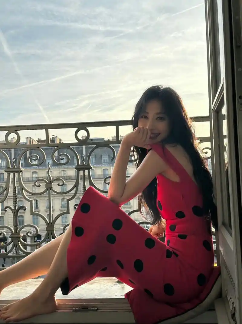 张俪光脚丫[色][色] #张俪# #百万创作者计划