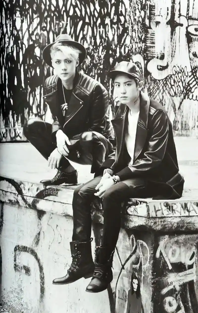 柏林写真已经久远到让我感觉是上辈子的事了#exo #柏林写真 - 抖音