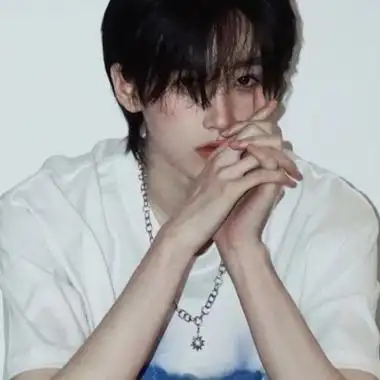 高清好看的抖音最帅网红小哥哥头像图片,男生头像图片