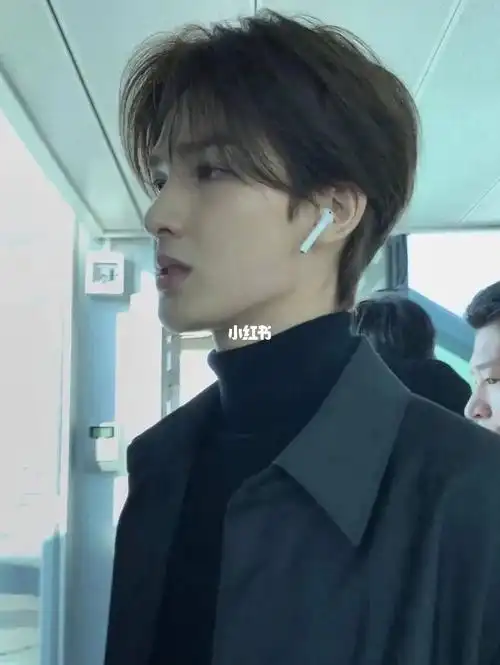 还不会有人不知道朱正廷素颜这么绝吧