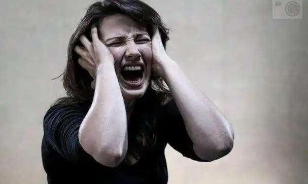 深圳二胎妈妈买了房,却因工作和家庭问题每天处于崩溃边缘