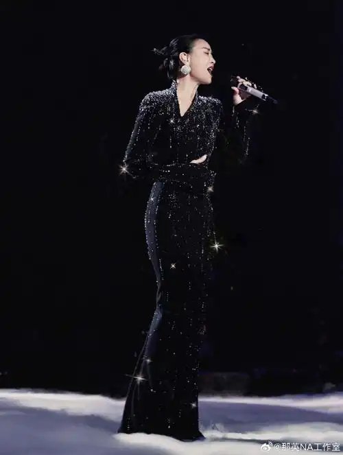 #时集快讯##歌手2024##那英#