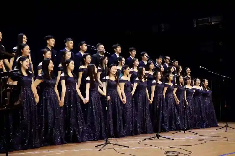 我校合唱团专场巡演展现雅致校园文化-广东外语外贸大学