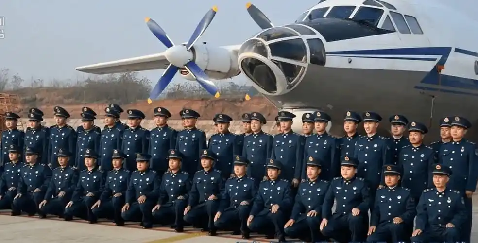空降兵复退告别军旅生涯投身地方建设