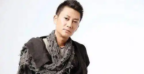 原创红了26年的宁静亲弟弟和前男友在圈内却都籍籍无名