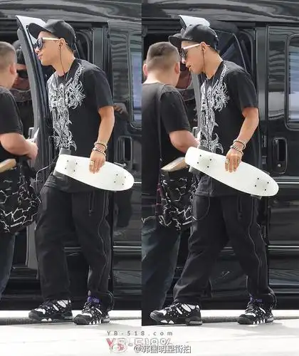 东永裴 taeyang的图片