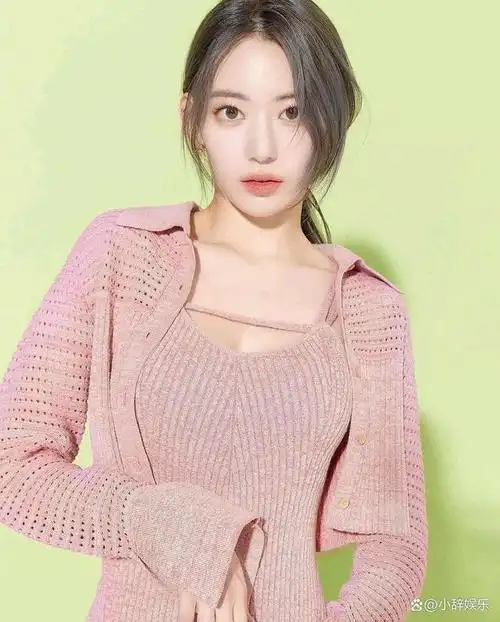 日本美女宫胁咲良写真清纯温婉风格清爽