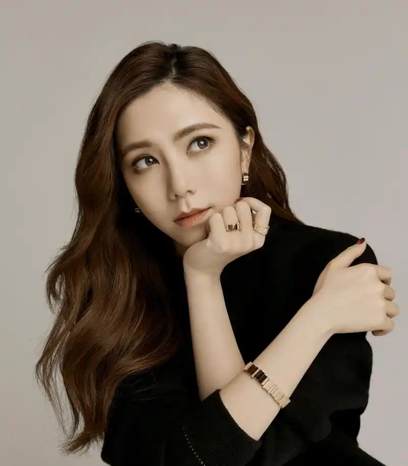 邓紫棋写真图集