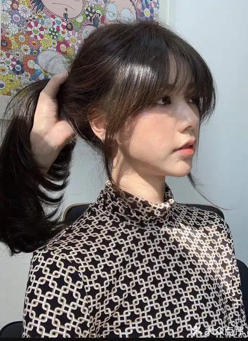 圆脸的女生适合怎样的刘海适合国字脸女生的好看发型设计,内敛的齐