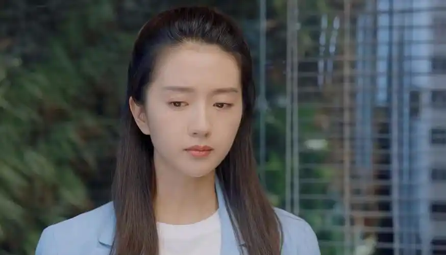 看到晓晨许龄月amelie因为得知父亲去世的真相时的崩溃表情