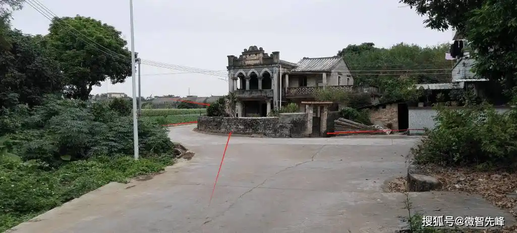 四条路冲,却得贵气的老宅_青龙_全村_下图