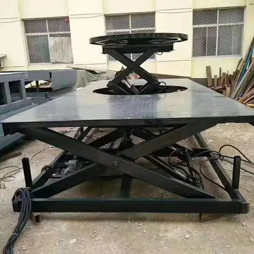 升降机舞台的分类:旋转舞台升降机,伸缩舞台升降机,升降舞台,阶梯式