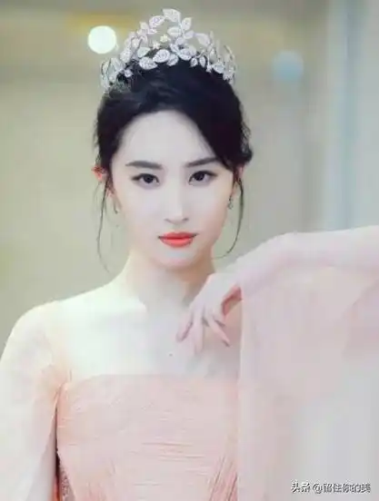 陈乔恩郑爽白百合杨颖古力娜扎舒淇马伊琍佟丽娅刘亦菲