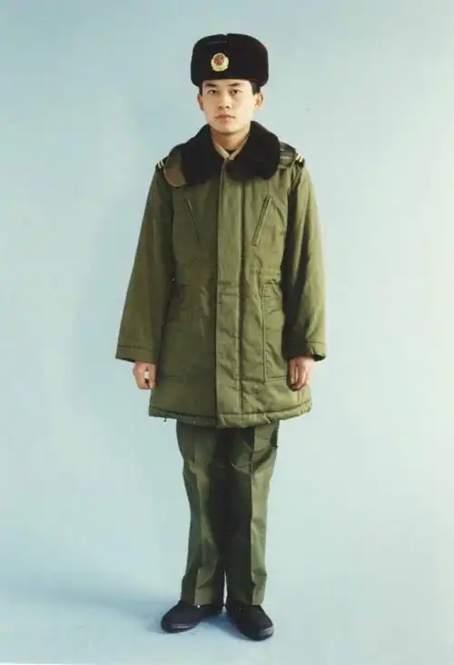 lemmaid="458031">中国人民解放军 /a>1987式军服是1987年8月26日名