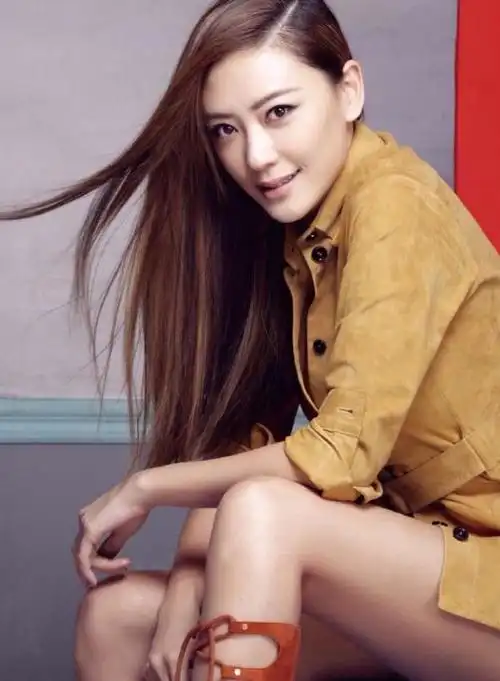 应采儿多讨人喜欢与孙耀威相恋有机会嫁给向佐最后成山鸡嫂