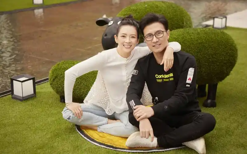 撒贝宁四段爱情,为何错过章子怡,最终娶了洋媳妇李白?_电视_节目_生活