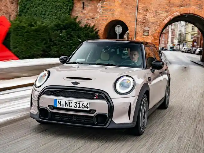 mini 19.08万起 店内有现车限量速抢购_太平洋汽车网