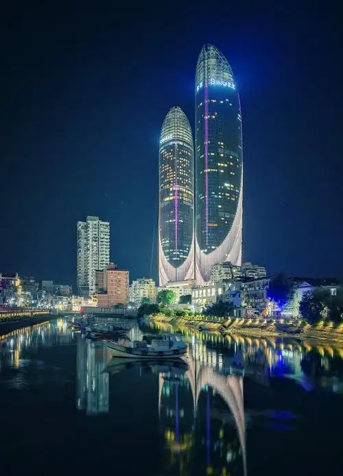 【华为p10por】厦门沙坡尾(双子塔) - 花粉随手拍夜景 花粉俱乐部