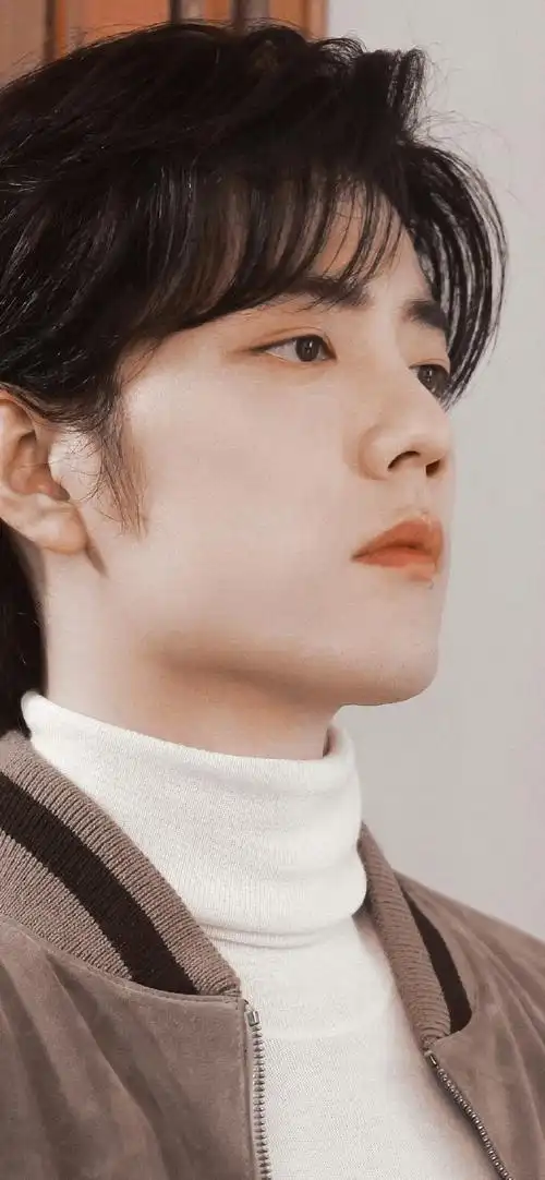 肖战超话    肖战|壁纸92    #肖战工作室放饭了