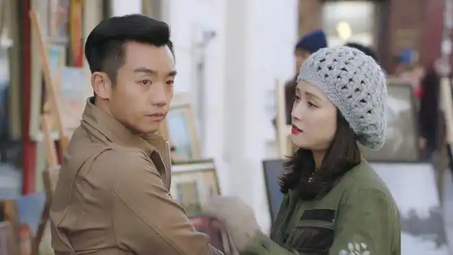 陈乔恩新剧开播,42岁还演傻白甜,和郑恺搭戏只会噘嘴吐舌卖萌