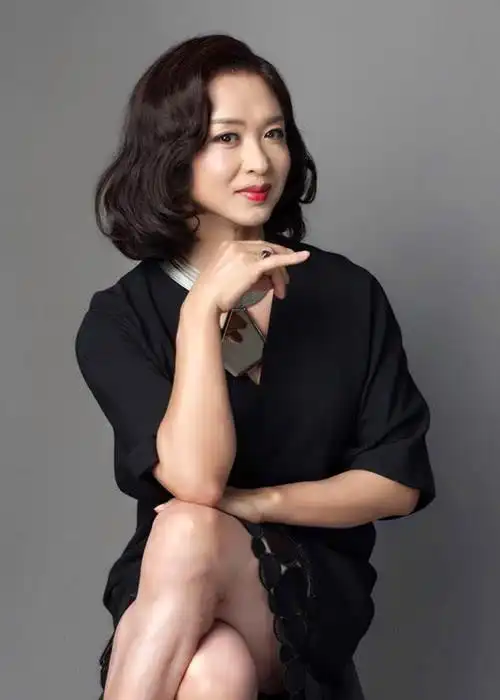 个个铁齿铜牙,最后一位狂撕半个娱乐圈|乐嘉|周立波|毒舌_新浪新闻