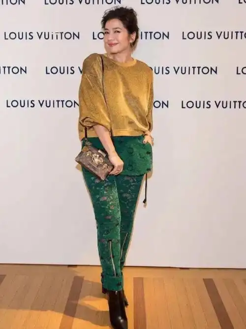 62岁的钟楚红状态太好了